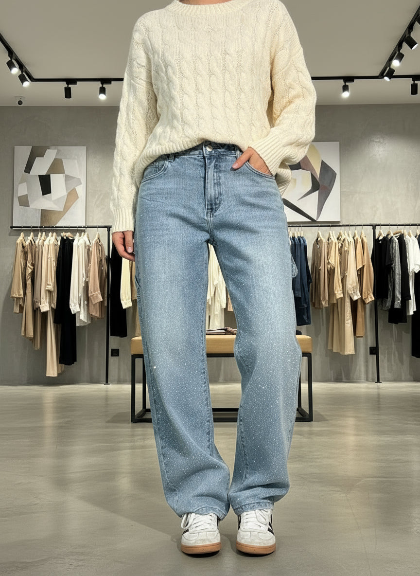 Jeans Anchos Con Brillantes