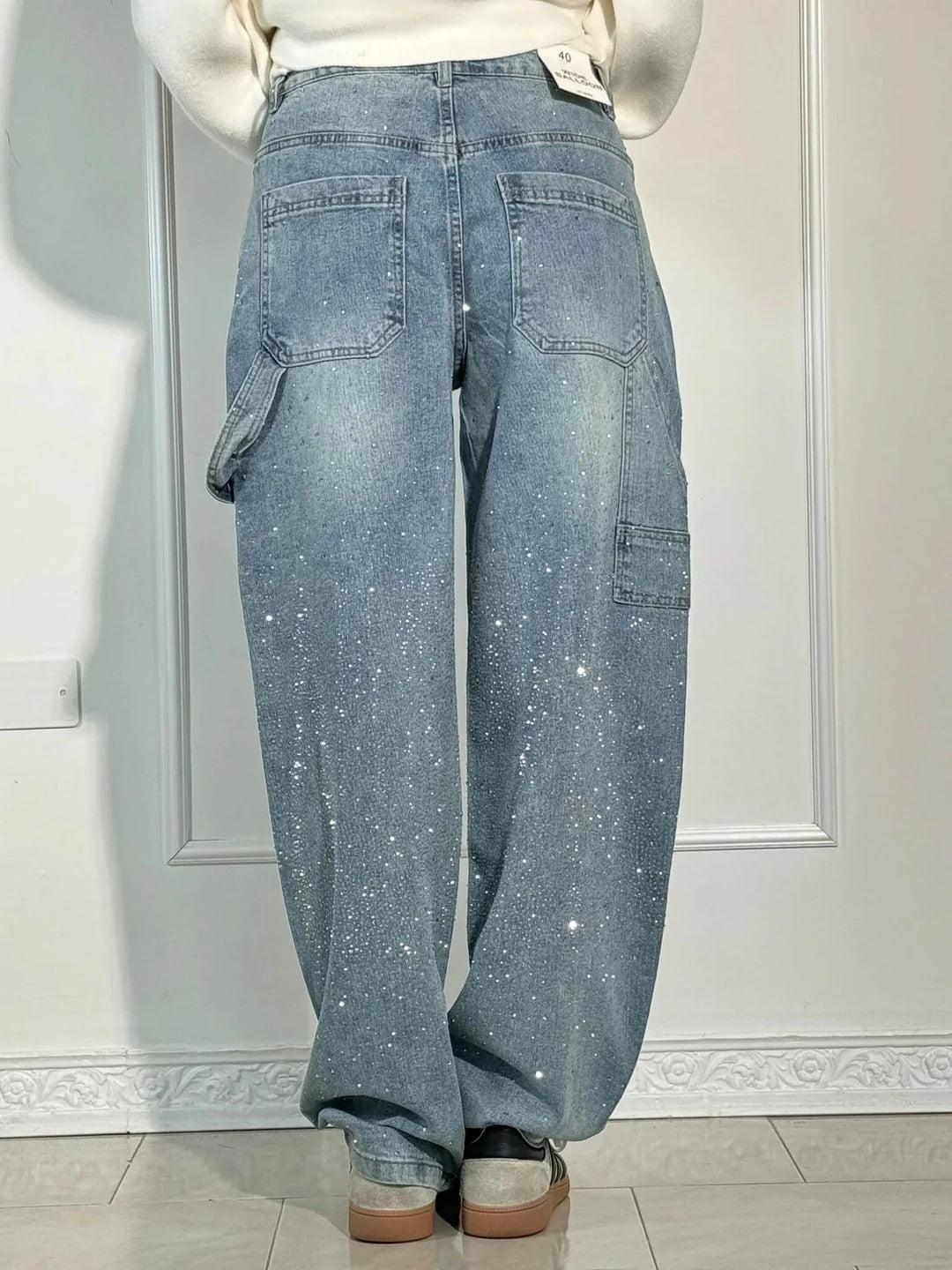 Jeans Anchos Con Brillantes